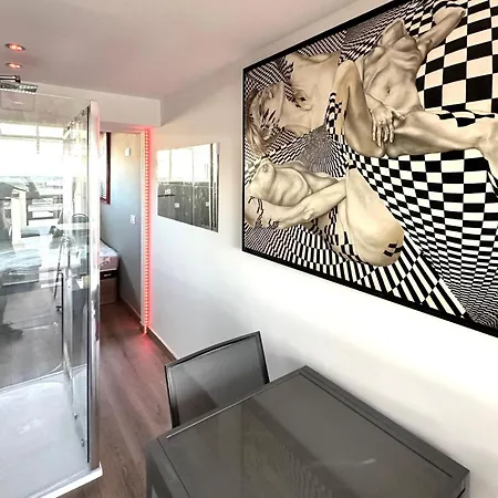 Apartament Coursives Red-light 107 Vue